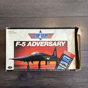 Vintage Testors Top Gun F-5 Adversary Aircraft 1:72 Scale Plastic Model Kit